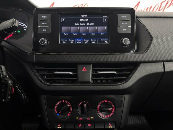 2021 Volkswagen Polo VI, белый - вид 13