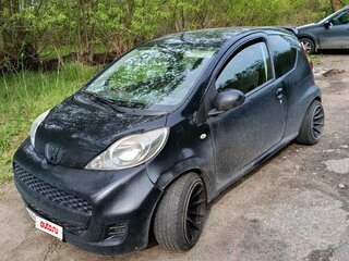 2010 Peugeot 107 I Рестайлинг, чёрный, 250000 рублей, вид 2