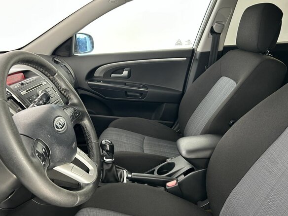 2010 Kia Ceed I, белый, 610000 рублей - вид 21