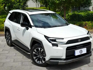 2026 Toyota RAV4 VI (XA60), белый, 4400000 рублей, вид 4