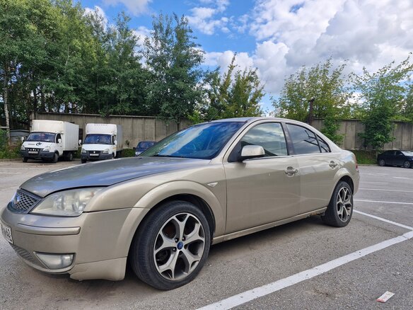 2005 Ford Mondeo III Рестайлинг, золотистый, 230000 рублей - вид 1