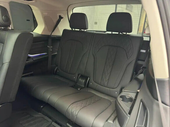 2023 BMW X7 40i I (G07) Рестайлинг, чёрный, 10977000 рублей - вид 21
