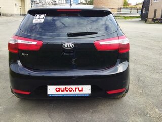 2013 Kia Rio 5-speed III, чёрный, 970000 рублей, вид 2