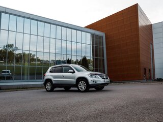 2010 Volkswagen Tiguan I, серебристый, 800000 рублей, вид 3