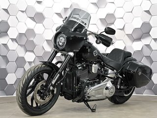 2019 Harley-Davidson Sport Glide, чёрный, 1459000 рублей, вид 2