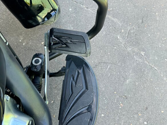 2010 Harley-Davidson Fat Boy, чёрный, 1000000 рублей - вид 1