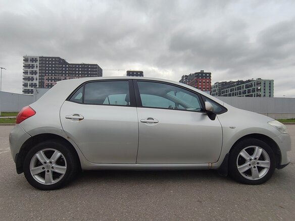 2008 Toyota Auris I, серебристый, 510000 рублей - вид 3