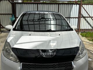 2013 Peugeot 208 I, белый, 549000 рублей, вид 1