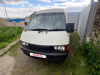 1994 Toyota Town Ace II Рестайлинг 3, белый, 275000 рублей, вид 1