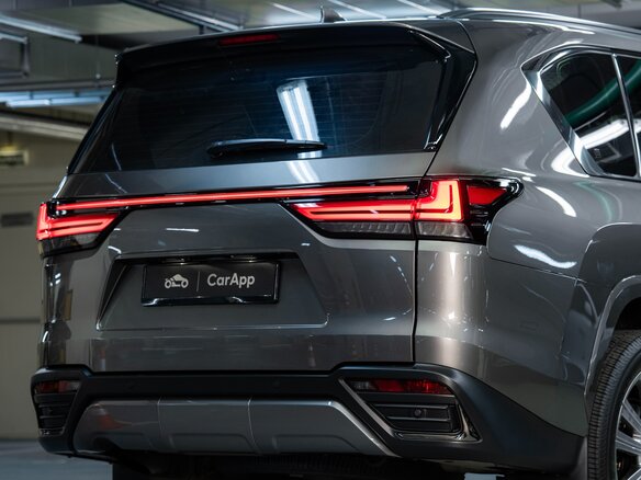 2022 Lexus LX 600 IV, серый - вид 7