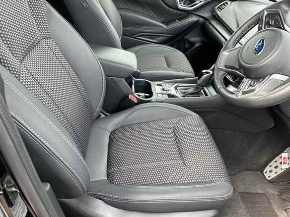 2022 Subaru Forester V Рестайлинг, чёрный, 2420020 рублей - вид 6