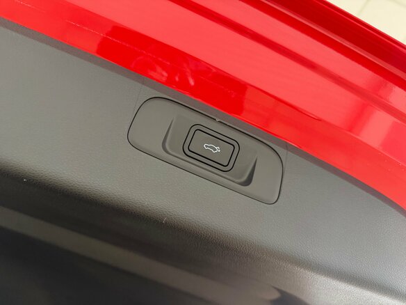 2023 Geely Coolray I Рестайлинг, красный, 2100000 рублей - вид 20