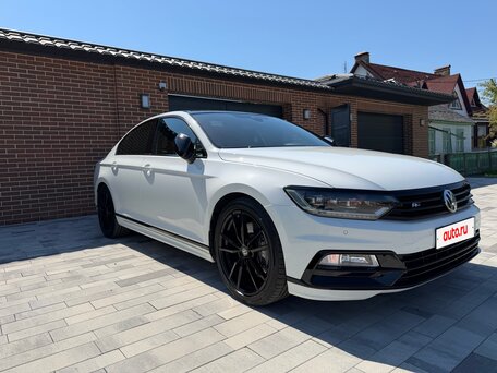 2018 Volkswagen Passat B8, белый, 2970000 рублей, вид 2