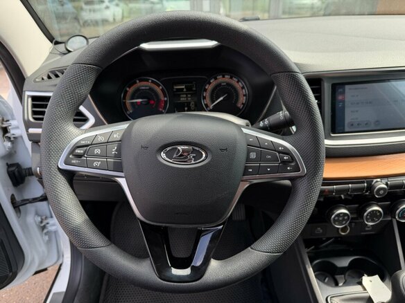 2023 Lada (ВАЗ) Vesta Cross I Рестайлинг (NG), белый - вид 6