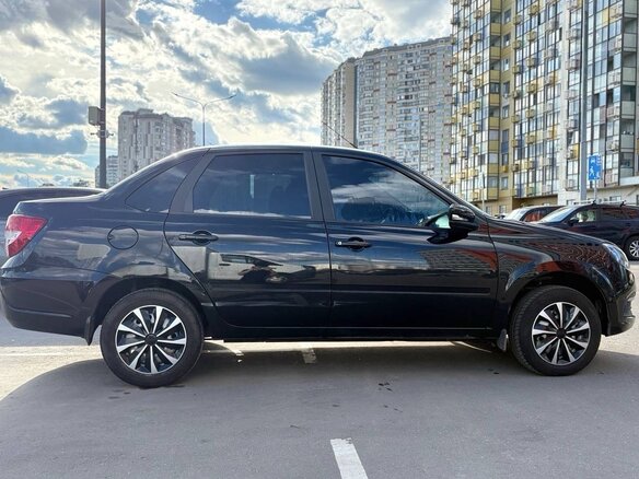 2025 Lada (ВАЗ) Granta I Рестайлинг, чёрный, 760000 рублей - вид 8