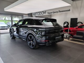 2026 Porsche Cayenne GTS III Рестайлинг, чёрный, 28980000 рублей, вид 2
