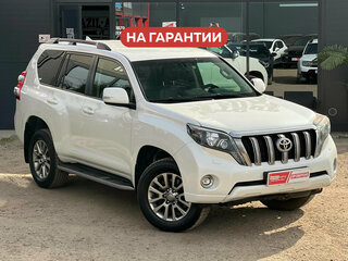 2017 Toyota Land Cruiser Prado 150 Series Рестайлинг 1, белый, 3690000 рублей, вид 1