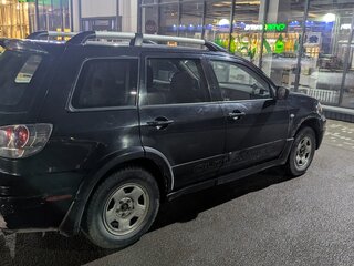 2003 Mitsubishi Outlander I, чёрный, 350000 рублей, вид 2