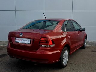 2016 Volkswagen Polo V Рестайлинг, красный, 900000 рублей, вид 5