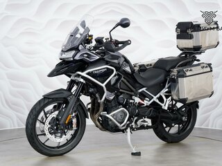 2024 Triumph Tiger 1200, чёрный, 1849000 рублей, вид 3