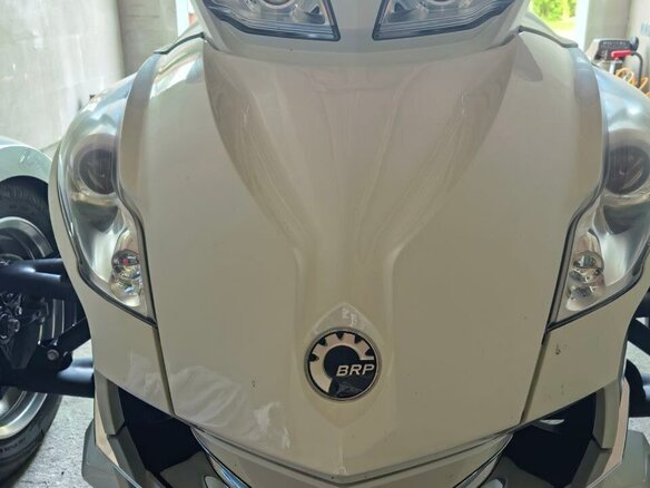 2011 BRP Can-Am Spyder, белый, 1500000 рублей - вид 10