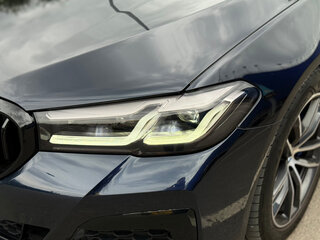 2022 BMW 5 серии 520i VII (G30/G31/G38) Рестайлинг, синий, 4850000 рублей, вид 3
