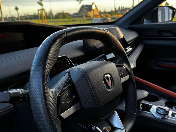 2022 Changan UNI-V I, серый - вид 10