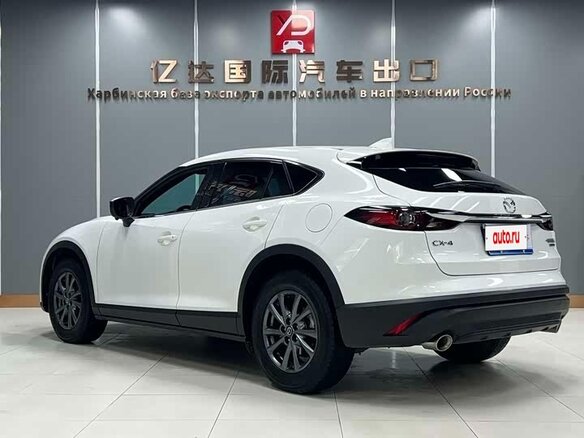 2023 Mazda CX-4 I Рестайлинг, белый, 2267535 рублей - вид 4