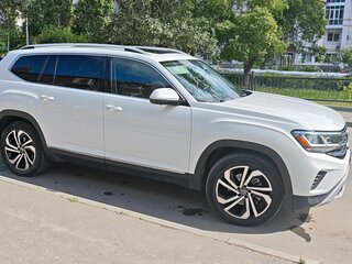 2020 Volkswagen Atlas I Рестайлинг, белый, 3999000 рублей, вид 3