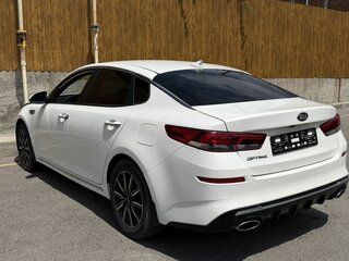 2018 Kia Optima IV Рестайлинг, белый, 1500000 рублей, вид 4