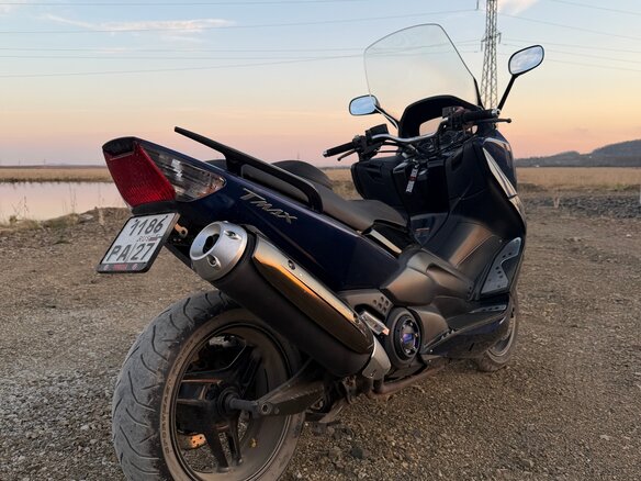 2009 Yamaha TMAX, синий, 420000 рублей