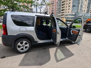 2018 Lada (ВАЗ) Largus Cross I, серебристый, 802000 рублей, вид 3