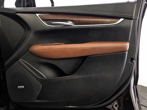 2020 Cadillac XT5 I Рестайлинг, красный, 3090000 рублей - вид 23