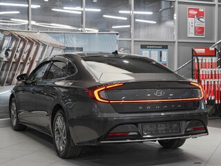 2019 Hyundai Sonata VIII (DN8), серый, 1999000 рублей, вид 4