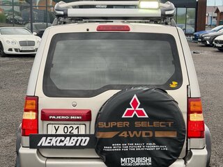 2001 Mitsubishi Pajero Mini II, серый, 390000 рублей, вид 5