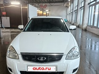 2015 Lada (ВАЗ) Priora I Рестайлинг, белый, 700000 рублей, вид 3