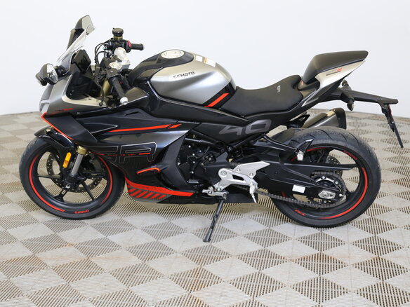 2025 CFMoto 450SR, чёрный - вид 7
