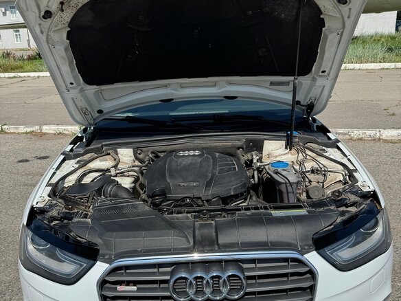 2012 Audi A4 IV (B8) Рестайлинг, белый, 1250000 рублей - вид 2