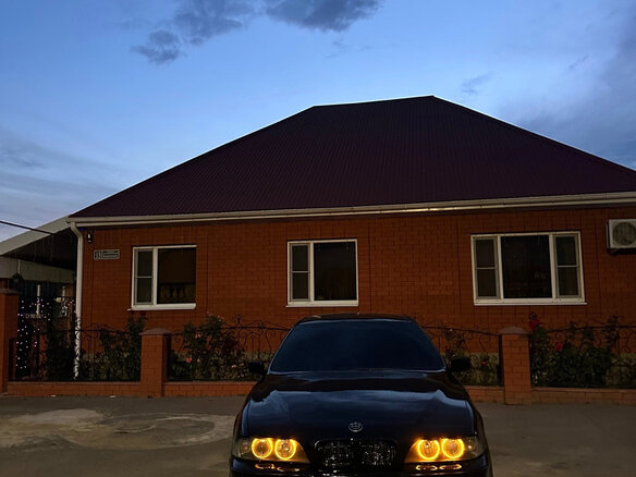 1997 BMW 5 серии 520i IV (E39), чёрный - вид 3