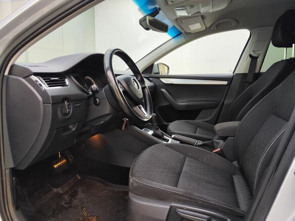 2016 Skoda Octavia III (A7), серебристый, 1269000 рублей - вид 15