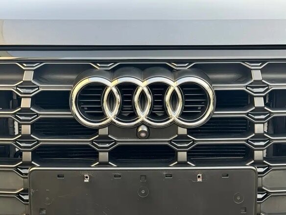 2023 Audi Q3 35 TFSI II (F3), серый, 2570000 рублей - вид 8
