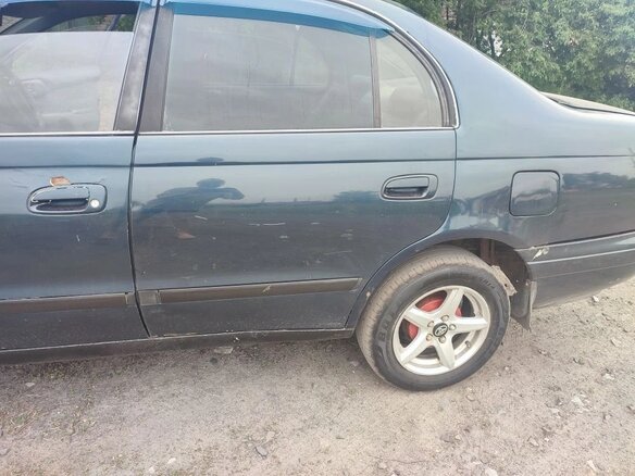 1994 Toyota Corona SF IX (T190), зелёный, 237000 рублей - вид 6