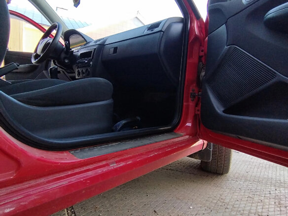 2005 Skoda Fabia I Рестайлинг, красный, 235000 рублей - вид 10