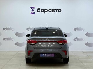 2019 Kia Rio IV, серый, 1450000 рублей, вид 5