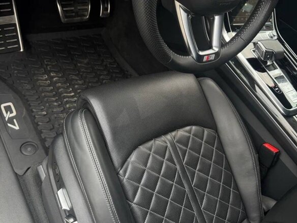 2020 Audi Q7 45 TDI II (4M) Рестайлинг, синий, 7990000 рублей - вид 7