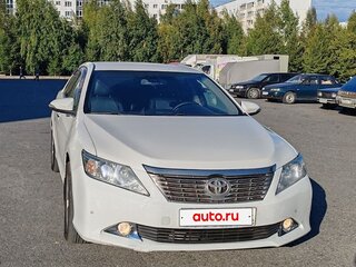 2014 Toyota Camry VII (XV50), белый, 1450000 рублей, вид 2