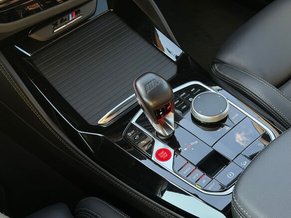 2022 BMW X4 M Competition I (F98) Рестайлинг, жёлтый, 8300000 рублей - вид 29