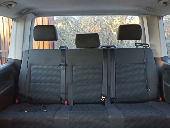2013 Volkswagen Multivan T5 Рестайлинг, чёрный, 1940000 рублей - вид 23