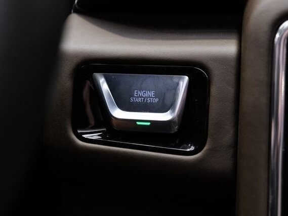 2026 GMC Yukon XL V Рестайлинг, чёрный, 17500000 рублей - вид 29