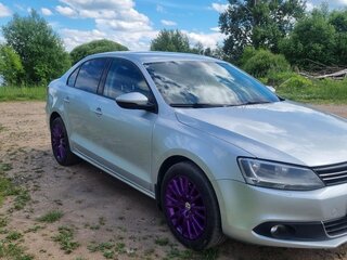 2012 Volkswagen Jetta VI, серебристый, 910000 рублей, вид 3